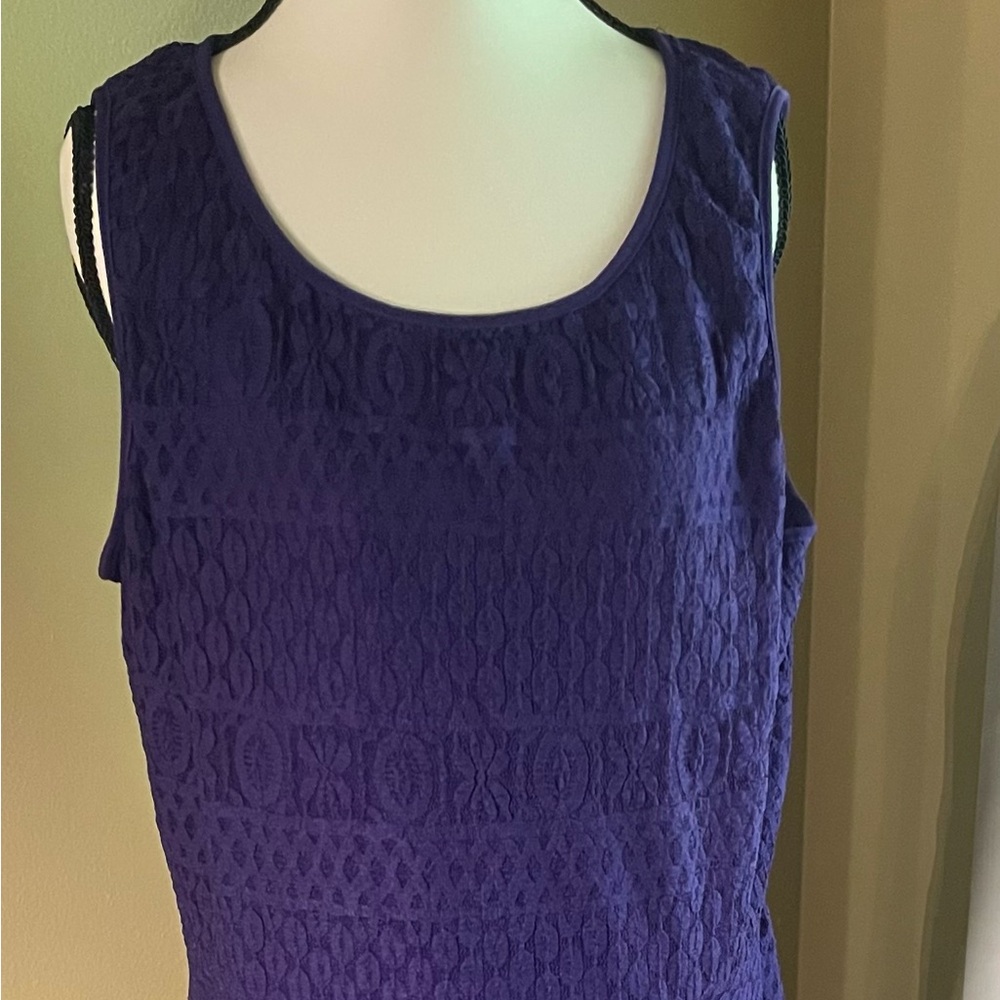 Women’s Chic Sleeveless Purple Lace Knee Lgth Dress with  High-low Hemline. Sz18